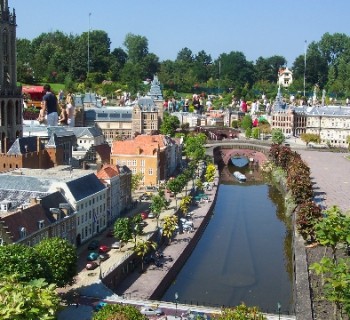 Парки развлечений в Голландии - фото, описание