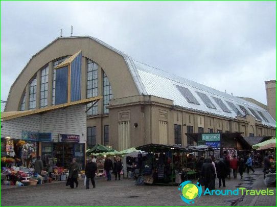 Shops and shopping centers in Riga
