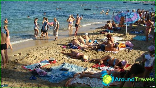 The beaches of Feodosia