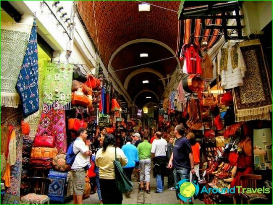 Tunisian shops