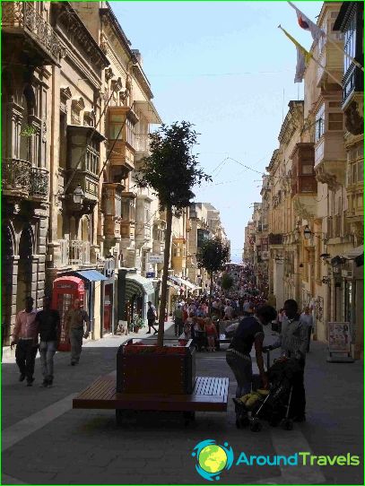 Shopping in Malta