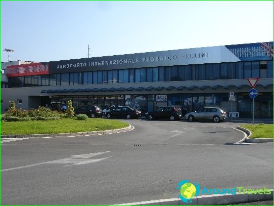 Aéroport à Rimini