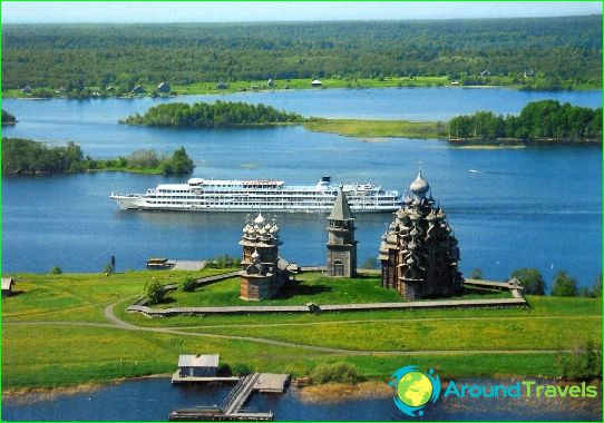 Tours to Kizhi