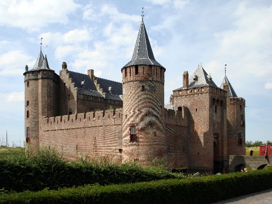 Holland kastélyok