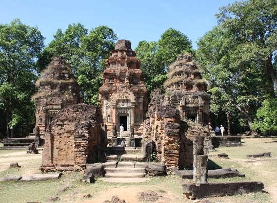 Holidays in Cambodia in May