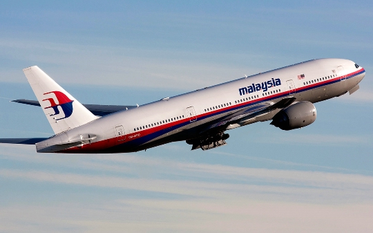Wie viel muss man von Kuala Lumpur nach Moskau fliegen?