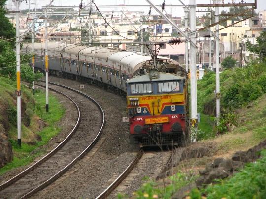 قطارات الهند