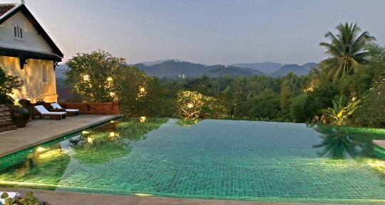 Laos Resorts