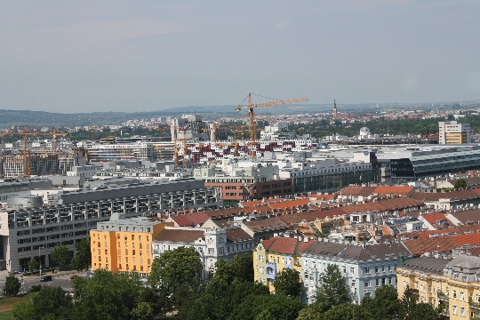 Предградия на Виена