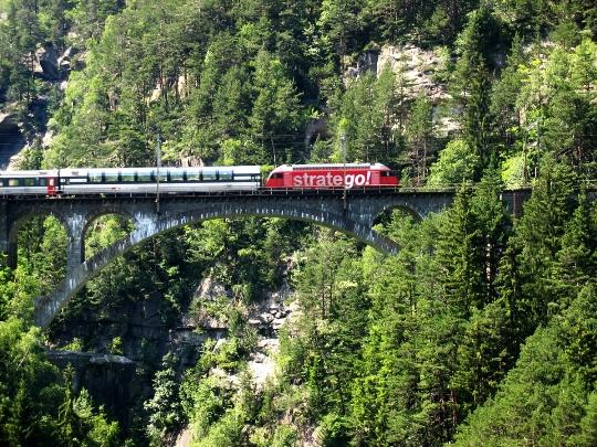 Железници на Швейцария