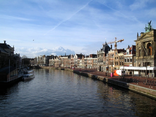 Przedmieścia Amsterdamu