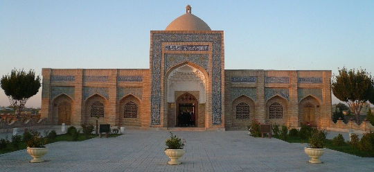 Förorter till Bukhara