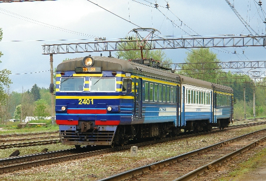 Estniska järnvägar