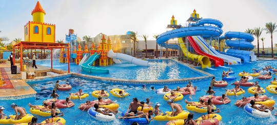 Water parks in Guangzhou