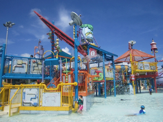 Water parks in Singapore