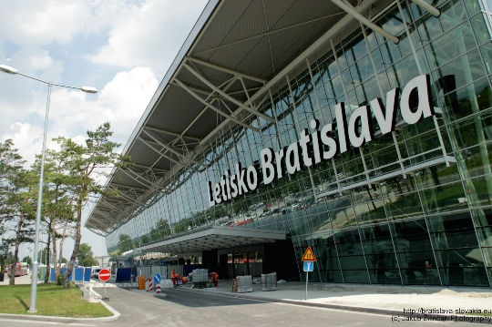 Slovakiens flygplatser