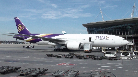 مطارات تايلاند