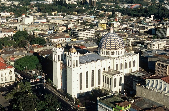 San Salvador - die Hauptstadt von Salvador