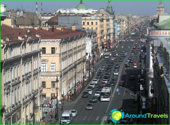 Sankt Peterburgo parduotuvės ir prekybos centrai