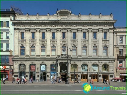 Geschäfte und Einkaufszentren von St. Petersburg