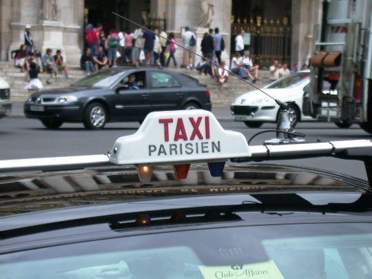 تاكسي في فرنسا