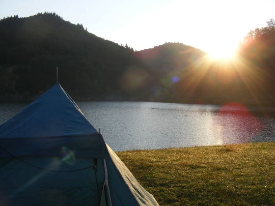 Where to relax with a tent in Russia