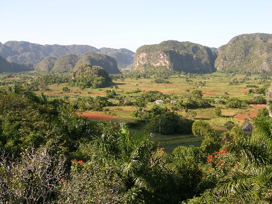 Национални паркове на Куба