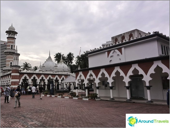 Moskeen Jamek (Masjid Jamek) ble stengt