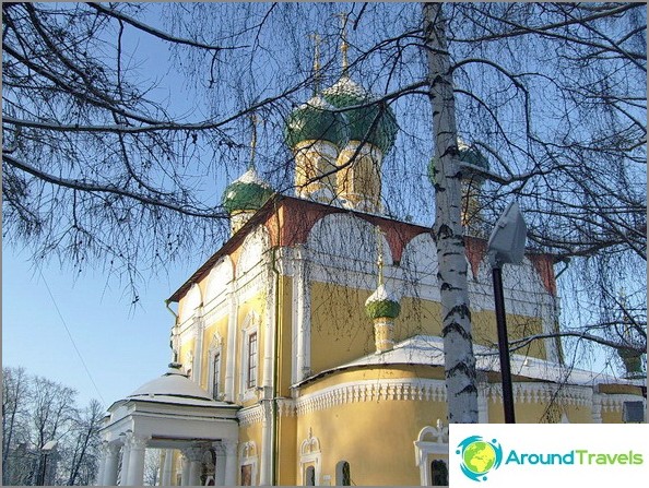 Transfiguratiekathedraal van het Uglich Kremlin.