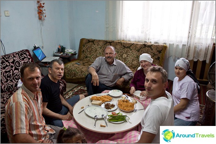 В руско-турско семейство.