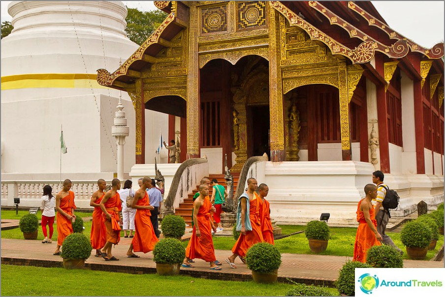 คนรุ่นใหม่ของพระและสิ่งที่พวกเขาจะเติบโตขึ้น?