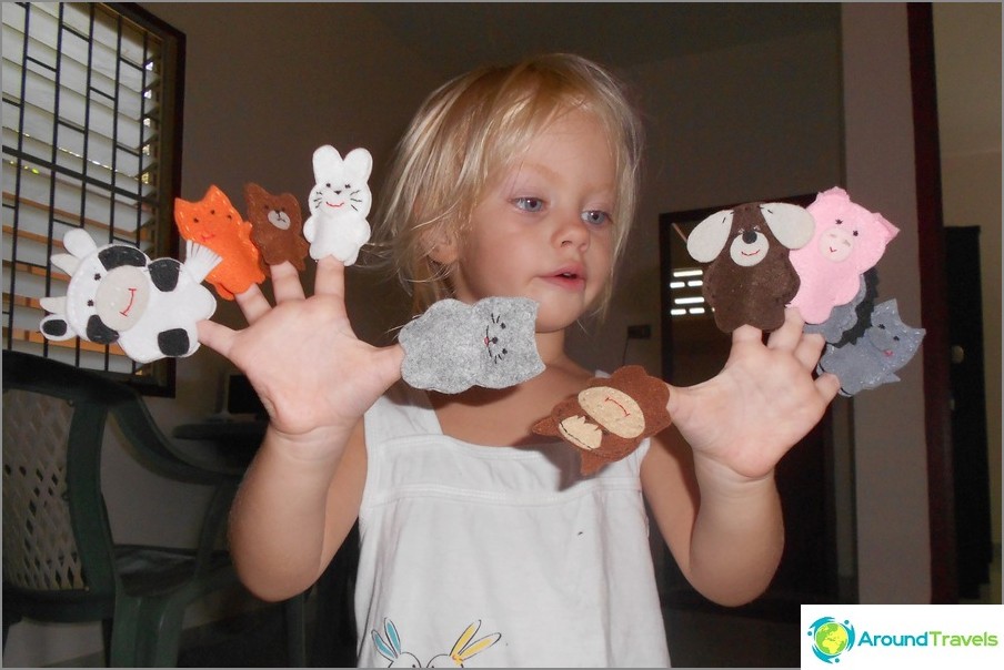 Finger animals made of felt