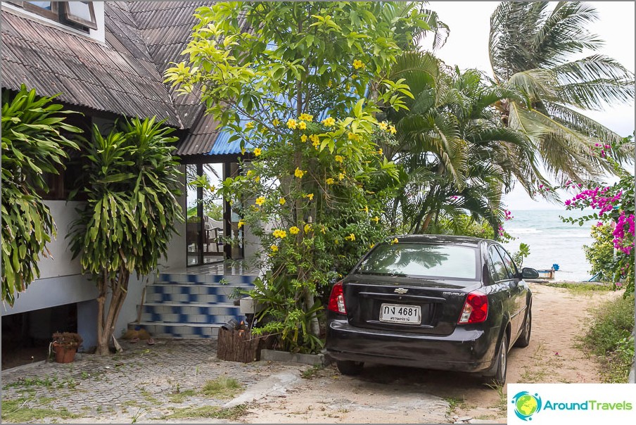 Chevrolet Lacetti for 12,000 baht / month