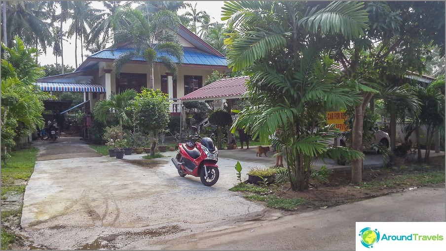 Car rental office in Koh Samui