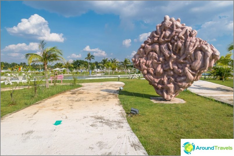 Love Art Park in Pattaya - an erotic park for everybody