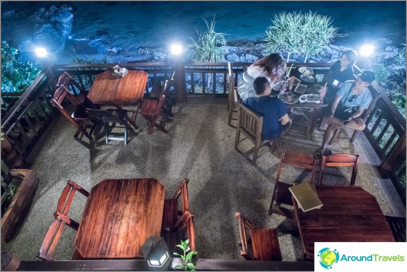 Lanta Diamond Cliff étterme - A legjobb hely a naplemente találkozásához a tengeren