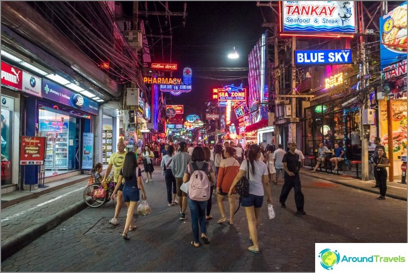 Pattaya'daki Volkin Caddesi - günahın efsanevi caddesi