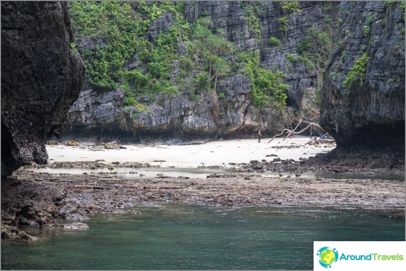 Phi Le Bay on Phi Phi Le Island