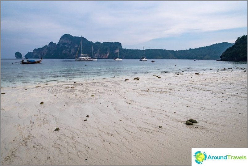 Udflugt til øerne Phi Phi i Thailand - min anmeldelse og hvad er den bedste vej at gå