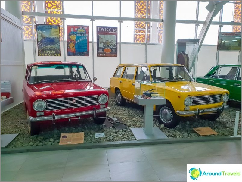 Car Museum in Olympic Park - nostalgi för Sovjetunionen