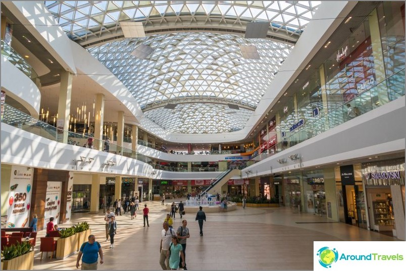 SEC Moremall în Sochi - unde să mergi pe vreme rea