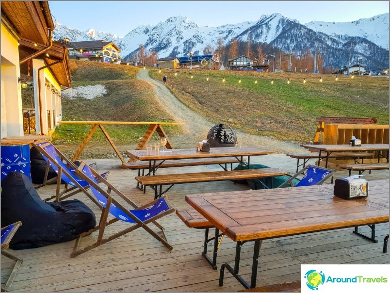 Cafe Pear - a place for adults uncles and aunts on Rosa Plateau (1170m)