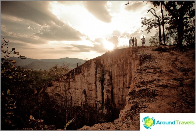 A Tailândia é uma terra de românticos ou um paraíso tropical sem perspectivas? (entrevista)