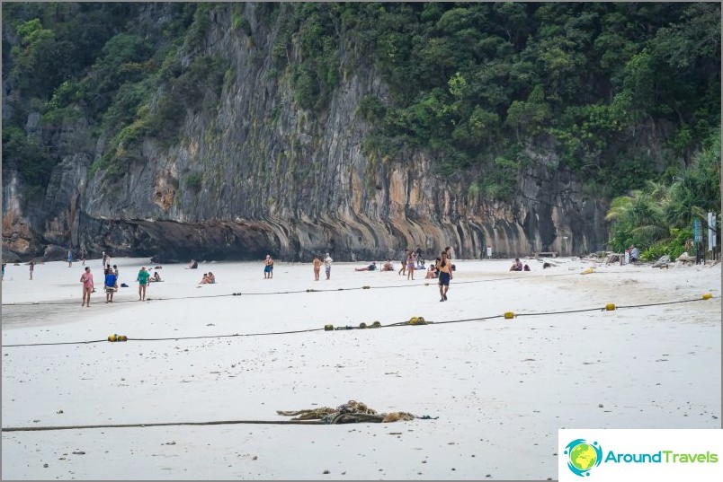 Maya Bay on Phi Phi - the whole truth about the beach from the movie with DiCaprio