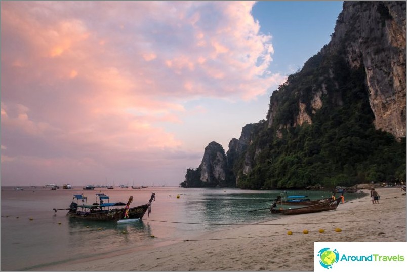 Tonsai Beach - den største strand på Phi Phi Don Island