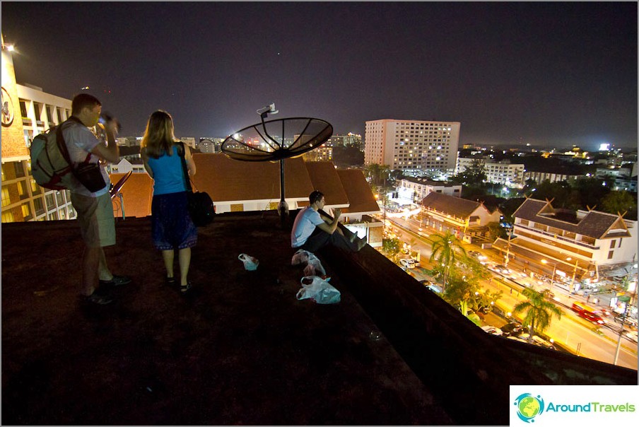 We eat all sorts of goodies on the roof of a supermarket in Chiang Mai