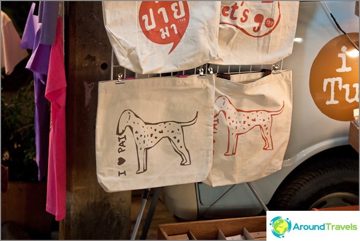 Even the dogs on the bags are tearing with the inscriptions I love Pai