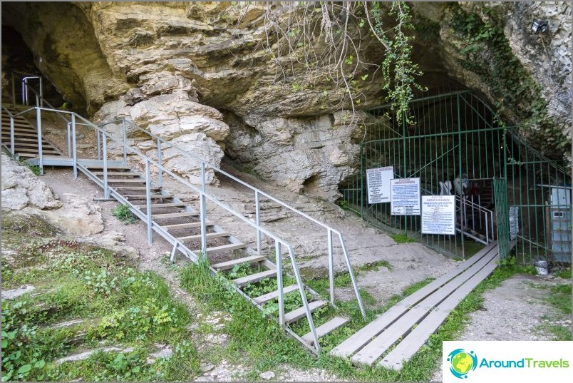 Akhshtyrskaya cave in Sochi - my review of a popular attraction
