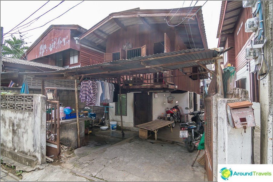 Estas son viejas casas de madera en el casco antiguo.