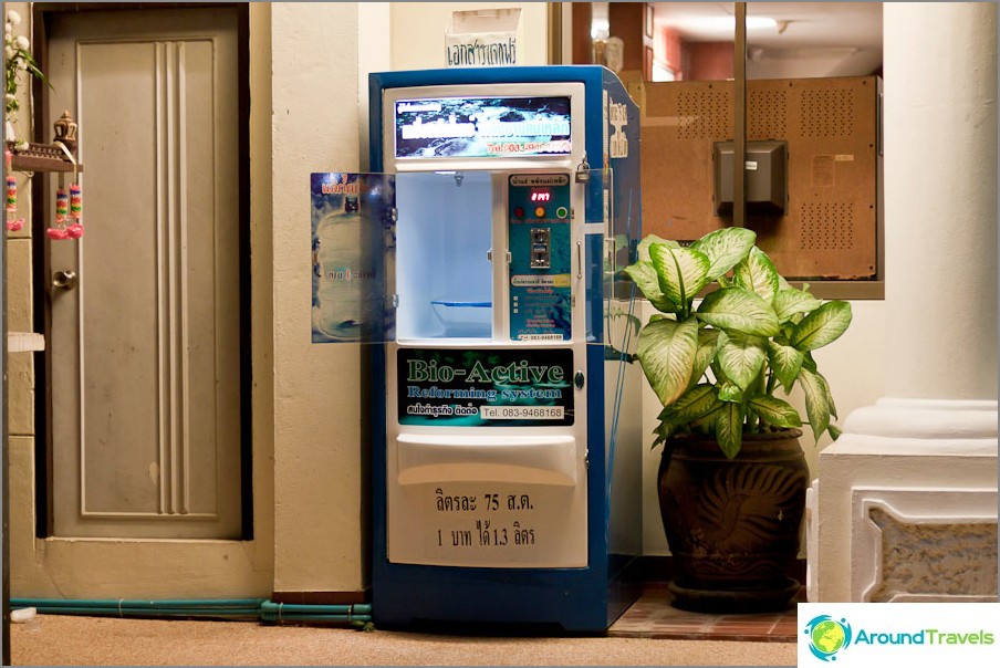 Water vending machines in Thailand